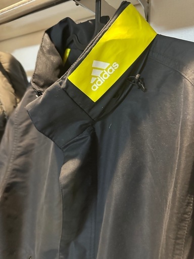 adidasロングジャンパー