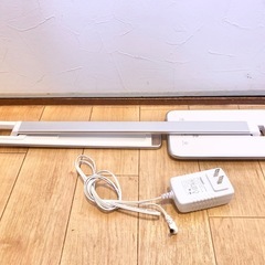 綺麗 オリンピア スタンドライト デスクライト ホワイト 調光可能 ☆配送応相談☆の画像