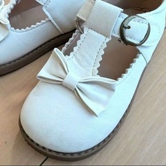 フォーマルシューズ　女の子　白　17.5の画像