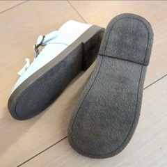 フォーマルシューズ　女の子　白　17.5の画像