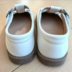 フォーマルシューズ　女の子　白　17.5の画像