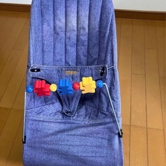 ベビービョルン バウンサー オモチャ付きの画像