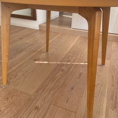 ダイニングテーブル　の画像