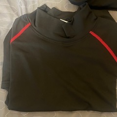 🉐激安‼️オールシーズン対応速乾通気性抜群ハイネック長袖ウェア5枚組み❣️の画像