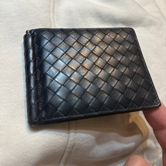 ボッテガべネタマネークリップの画像