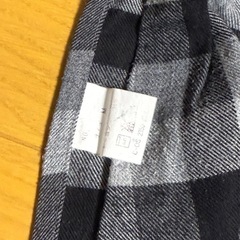 チェック　エプロンの画像