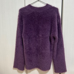 パープル　シャギーニットの画像