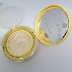 A'pieu （アピュー） ジューシーパンスキンケアプライマー　レモンの画像