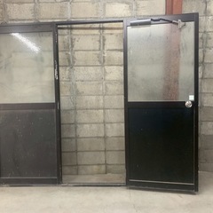 アルミサッシ  勝手口ドア 框ドアタイプ 両開き W1690×H2030 （16920） 2HDの画像