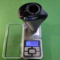 【ほぼ新品】自転車用エルゴグリップ　Odi OC1　ショートタイプ　エルゴングリップの画像