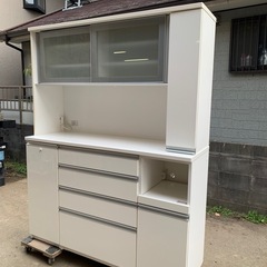 ニトリ キッチンボード ERNI 160KB ホワイト 状態良好品❗️160cm×50cm×高さ205cmの画像