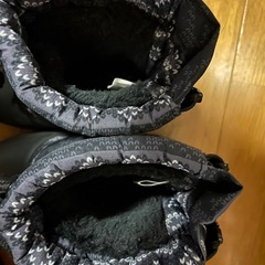スノーブーツ14㎝
の画像