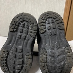 スノーブーツ14㎝
の画像