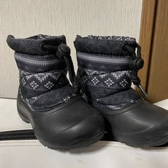 スノーブーツ14㎝
の画像