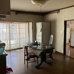 12/15、古物商の方や買取できる方、残置物に値段付けてください！お願いします！の画像