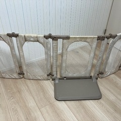 ベビーゲート(置くだけトビラ)の画像