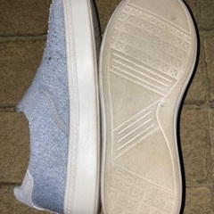 スリッポンの靴ライトグレー　Lの画像
