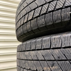 お話し中。BRIDGESTONEスタッドレスVRX3鉄ホイール付き15インチ4本セットの画像