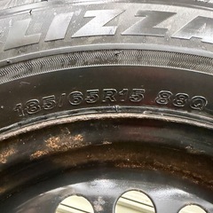 お話し中。BRIDGESTONEスタッドレスVRX3鉄ホイール付き15インチ4本セットの画像