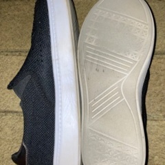 スリッポンの靴　ブラック　Lの画像