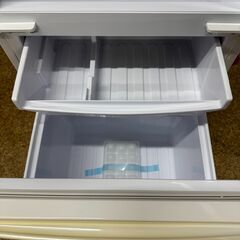 SHARP シャープ 2ドアノンフロン冷凍冷蔵庫 SJ-C14E-W 2019年製の画像