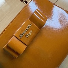 Samantha Vega（サマンサベガ）ハンドバッグ／キャメルの画像