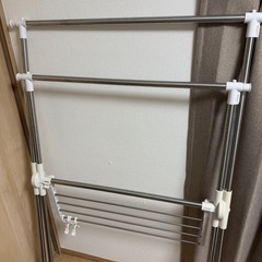 室内物干しの画像