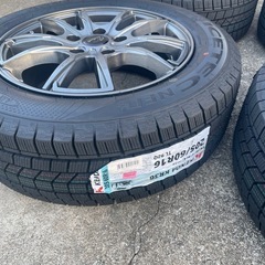 スタッドレスタイヤ　ノア　ヴォクシー　の画像