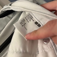 ユニクロ　ストレートジーンズの画像