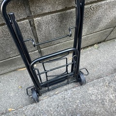条件付き無料　キャリー　ラック　ハンドトラック　二輪運搬車　手押し車　カート　の画像