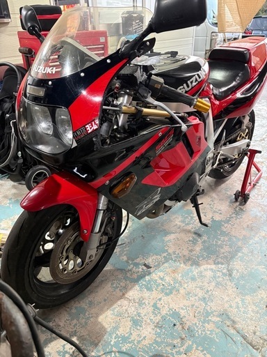 バイク GSX1100R