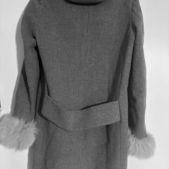 取り外し可能フォックスファー付グレーウールコート　　　の画像