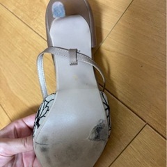 RANDA フラワー刺繍 高ヒールパンプス　パンプスの画像