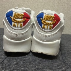 ナイキNike Air Max 90 プレミアムパリ　ホワイトスニーカー　25.5cm美品２回使用　2度手洗い済み
の画像