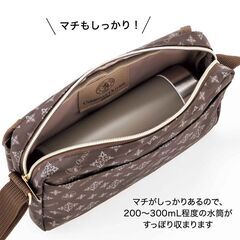 ♪新品未使用♪　実用性抜群!!　CHRISTIAN OLIVIER PARIS 6つのスペースで使いやすい！ 軽量ショルダーバッグの画像