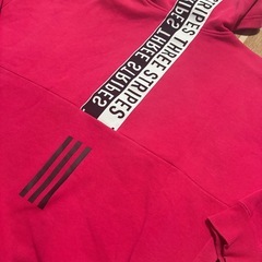 【常田大希さん着用モデル】adidasジップパーカーSピンク (レディースだとLサイズぐらい)着画ありの画像