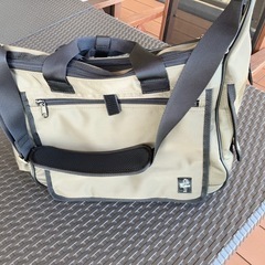 ペット運搬用バックの画像