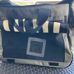 ペット運搬用バックの画像