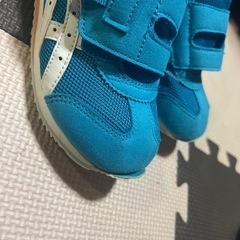 asics 17.5センチスニーカー マジックテープ　の画像