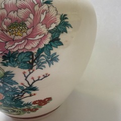 九谷焼花瓶の画像