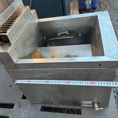 ガスフライヤー 12L 卓上タイプ
の画像