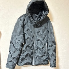 フード付きキルティングジャケットの画像