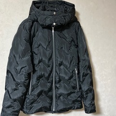 フード付きキルティングジャケットの画像