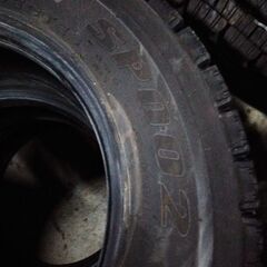 245/70-19.5の画像