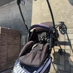 アップリカ　ベビーカーの画像