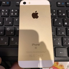 ［整備済み品］iPhoneSE　128GB BT100% SIMロック解除済 利用制限〇 Apple SIMフリー 純正コード付属の画像