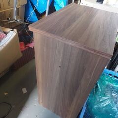 小ぶりな収納家具、引き出しつき、美品の画像