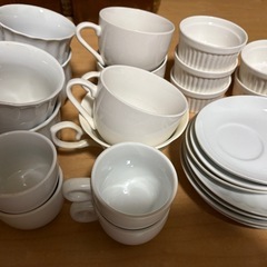 マグカップ ミルクピッチャー お皿 食器セットの画像