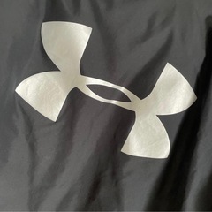 アンダーアーマー ベンチコートの画像