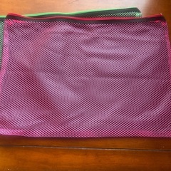 大きめポーチ　4つの画像